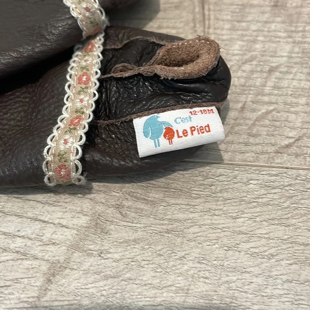 Bundle of soft baby moccasins/crib shoes